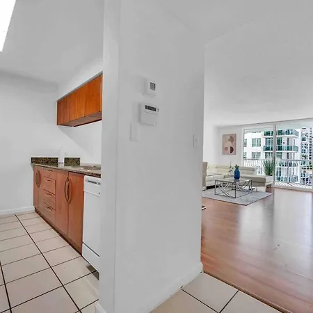 Lux 1 Bdr 1 Bth • Brickell • Pool & Ocean Views Apartment Miami Exterior photo